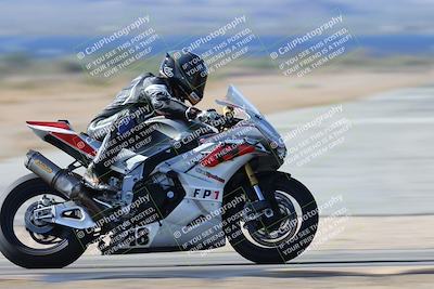 media/Nov-16-2025-Race Pace (Sun) [[8c5fa54630]]/Verified Riders/3-Turn 14 (1045am)/